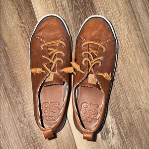 Sperry Brown leather slip on Sneakers